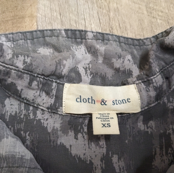 Cloth & Stone Button Down Shirt High Low Hem Size XS - Picture 6 of 13